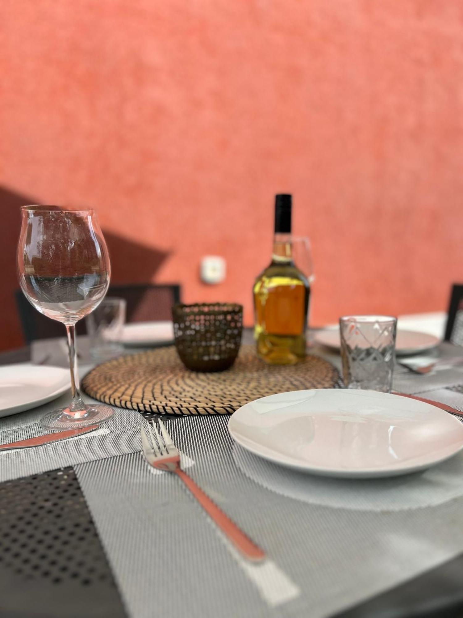 Ivni Apartmani Novigrad Istria Exterior foto