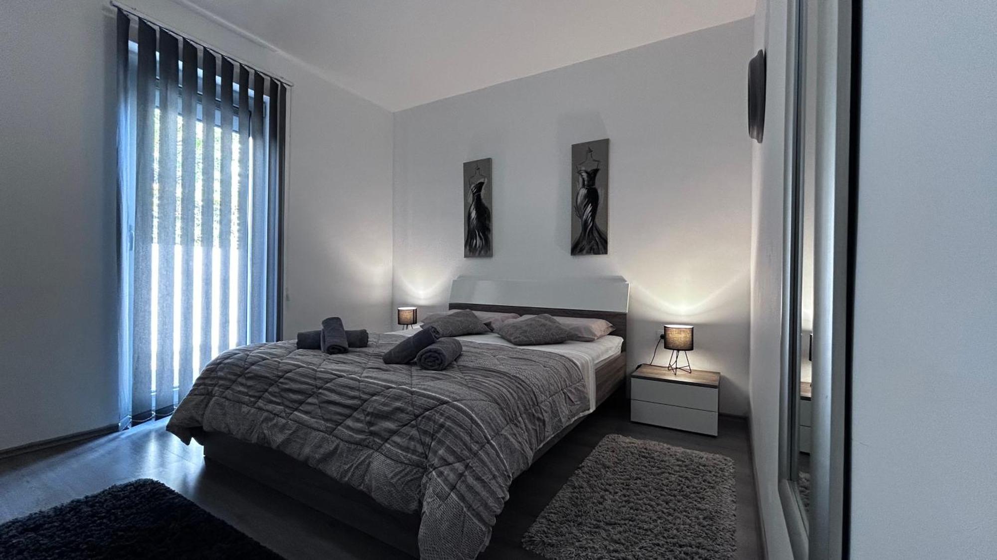 Ivni Apartmani Novigrad Istria Exterior foto