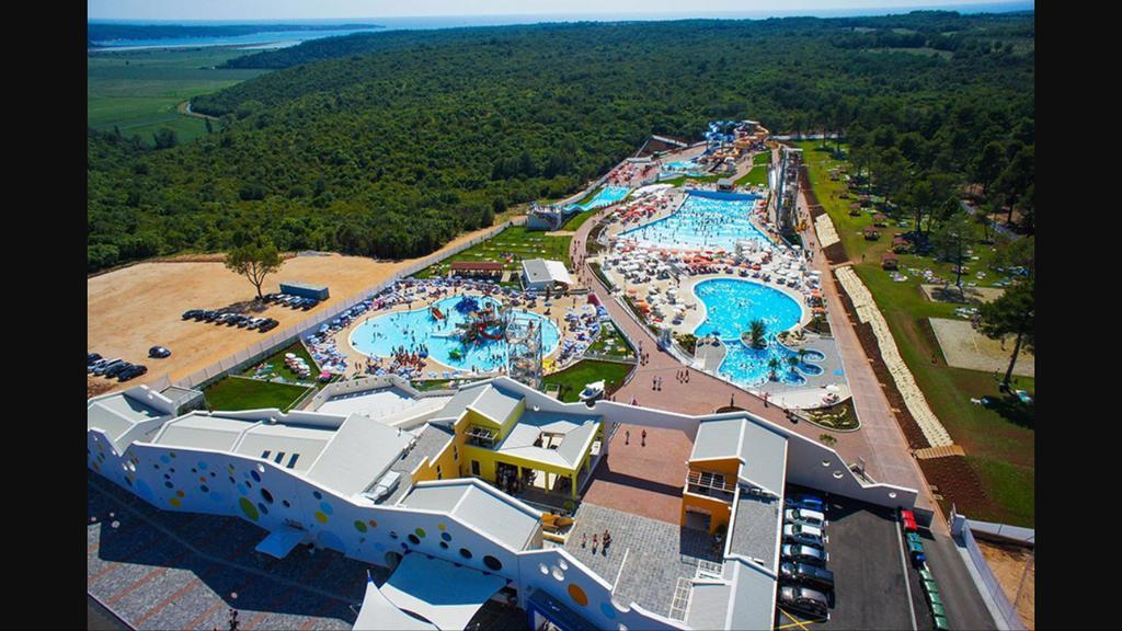 Ivni Apartmani Novigrad Istria Exterior foto