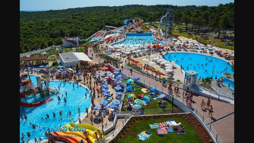 Ivni Apartmani Novigrad Istria Exterior foto